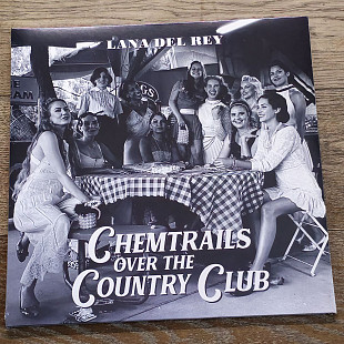 Lana Del Rey – Chemtrails Over The Country Club LP 12" (Прайс 39521)