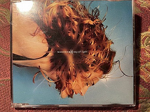 Madonna – Ray Of Light