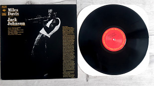 MILES DAVIS A TRIBUTE TO JACK JOHNSON ( COLUMBIA PC 30455 ) 1970 US.