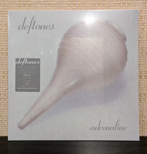 Deftones "Adrenaline".Новая.