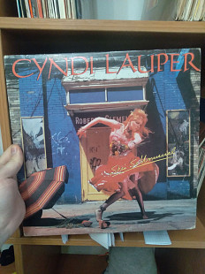 Cyndi Lauper – She's So Unusual (1-й альбом), 1983, FR 38930, Canada (выглядит ЕХ, ЕХ-, играет отличн