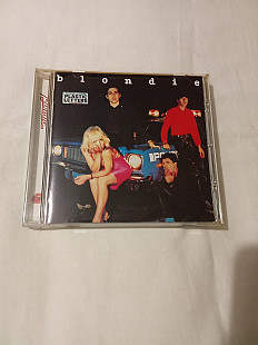 Blondie/plastic letters/ 1977