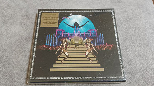 Kylie Minogue - Aphrodite - les folies. новый фирменный 2 cd + dvd бокс-сет