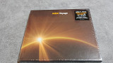 Abba - voyage. deluxe ecobox. новый фирменный cd c буклетом, 5 открытками, вкладышем, 3 наклейками и