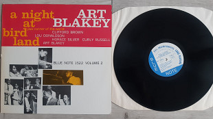 ART BLAKEY A NIGHT AT BIRDLAND ( BLUE NOTE BLP 1522 ) 1982 REISSUE 1956 FRANCЕ