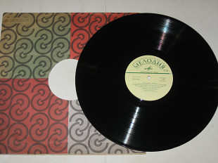 Пластинка Марк Бернес - С ЧЕГО НАЧИНАЕТСЯ РОДИНА * Я работаю волшебником * Шаланды (ЛЗГ, 1968)