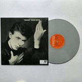 David Bowie – "Heroes"