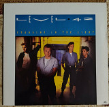 Level 42 – Standing In The Light
