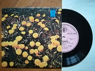 Т. Хренников-Музыка из к-ф Гусарская баллада (2)-Ex.+, 7"-Мелодія