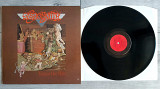 AEROSMITH TOYS IN THE ATTIC ( COLUMBIA PC/AL 33479 ) HOLLAND COVER 1975 USA