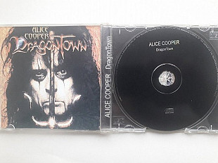 Alice Cooper DragonYown