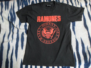 Ramones (M)