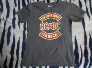 AC/DC For Those About To Rock (Woman)