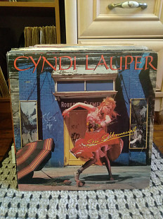 Cyndi Lauper – She's So Unusual (1-й альбом), 1983, FR 38930, Canada (выглядит ЕХ, ЕХ-, играет отличн