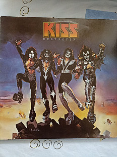 Kiss.destroyer