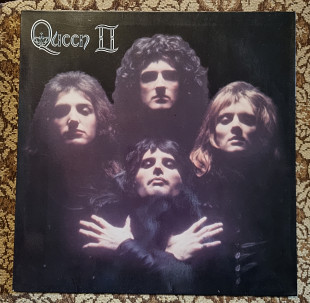 Queen II 1974 LP UK original No Crest Design
