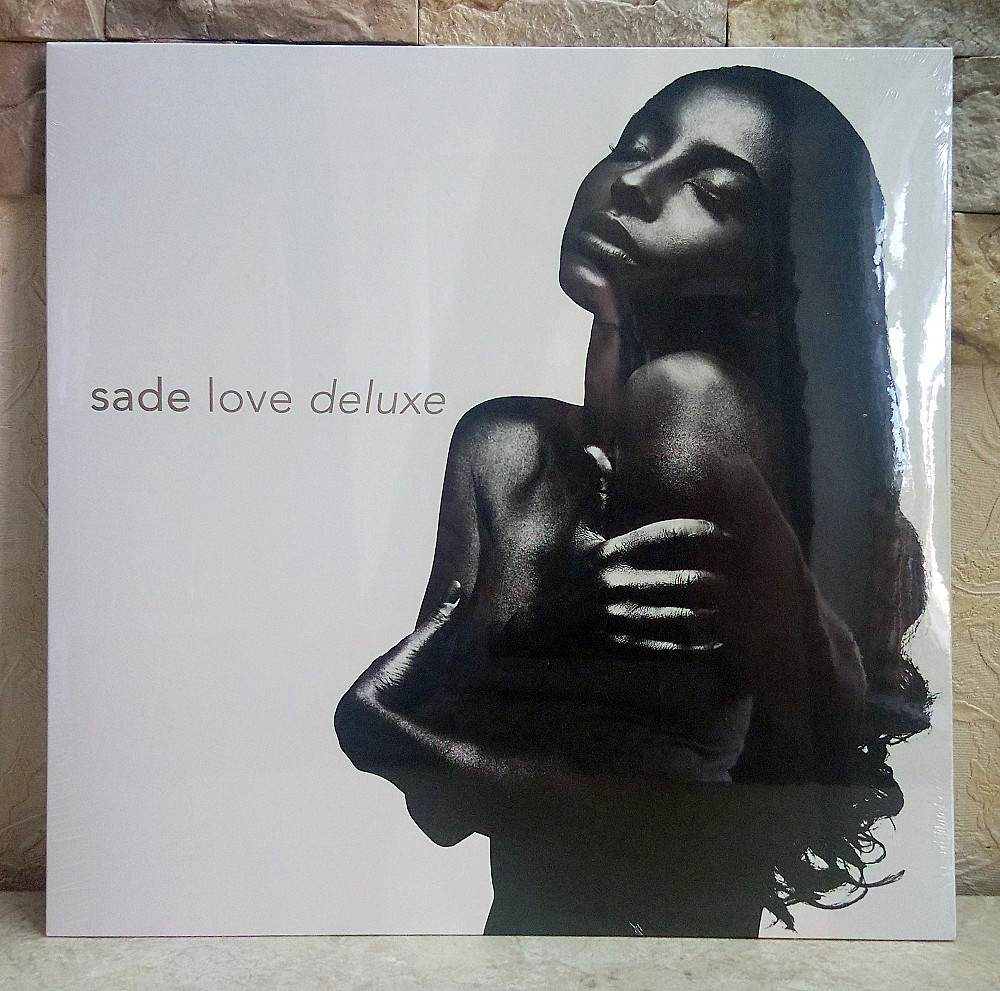 Нова платівка Sade - Love Deluxe 1992 | Vinyl.com.ua