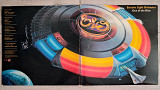 ELECTRIC LIGHT ORCHESTRA OUT OF THE BLUE 2 LP ( JET JT-LA 823 - L2 ) G/F with POSTER & CONSTRUCTOR