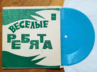 Веселые ребята-Чернобровая дивчина, Варшавский дождь (4)-VG, флексі-Мелодія