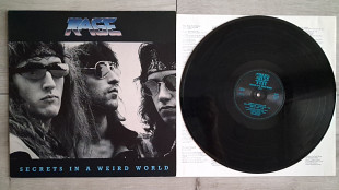 RAGE SECRETS IN A WEIRD WORLD ( NOISE N-0137-1 / NUK 137 A2/B2 ) 1989 GER