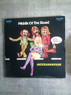 Middle of the Road-Acceleration.