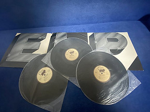 Emerson, Lake & Palmer – Welcome Back My Friends, To The Show That Never Ends - Ladies And Gentlemen