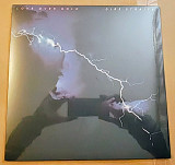 Dire Straits – Love Over Gold