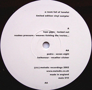 Various – A Room Full Of Tuneful