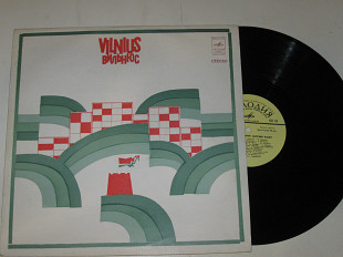 Пластинка Ленинградский мюзик-холл - БЕЛЫЕ НОЧИ Захаров, Бойка, Вардашева, оркестр Горковенко (Ех)