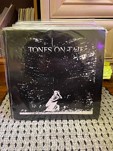 Tones On Tail – Burning Skies (2-й мини-альбом - 4 трека), 1983, Situation Two – SIT 21T, оригинал -