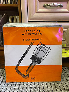 Billy Bragg – Life's A Riot With Spy Vs Spy (1-й альбом), 1984, 206 443, Europe (ЕХ, ЕХ+/VG++, был по