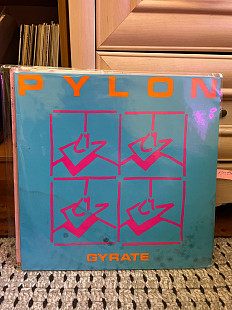 Pylon – Gyrate (1-й альбом), 1980, Roof Records – 133 025, Germany (EX+/VG+, был подмочен, внутри ис