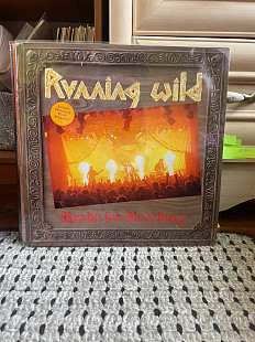 Running Wild – Ready For Boarding (концертный альбом), 1988, N 0108-1, оригинал - Germany (ЕХ+/ЕХ-)