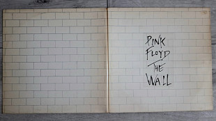 PINK FLOYD THE WALL 2LP ( HARVEST 7C156-63410 A/B /411 A/B ) G/F with Sticker The Wall 1979