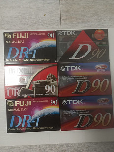 Кассеты фирменные запечатанные TDK FUJI MAXELL