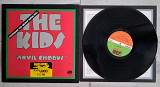 THE KIDS ANVIL CHORUS ( ATLANTIC K 50143 A2/B2 ) STICKER 1975 ENGL