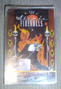 The Atomic Fireballs – Torch This Place. Запакована.
