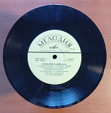 Майя Кристалинская - ... Ловятся Лещи (7")