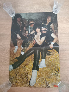 Продаю плакат Accept/Twisted Sister