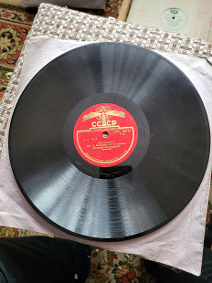 Переважно золотий фонд радянської естради 1950-х років.