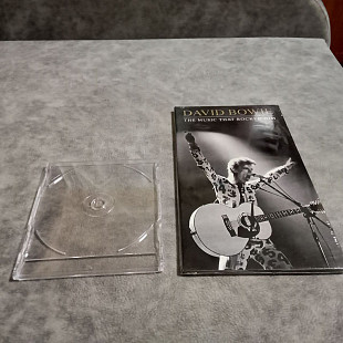 David bowie - the music that rocked him. новый фирменный двойной cd бокс-сет в лонгбоксе