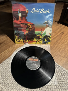 Продам платівки Laid Back - ...Keep Smiling , Play It Straight LP