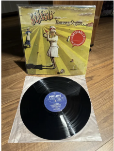 Продам Genesis - Nursery Cryme LP Germany