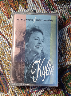 Kylie Minogue -Enjoy Yousef