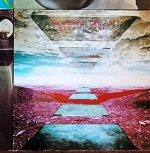 Tangerine Dream – Stratosfear (7-й альбом), 1976, 28 146 XOT, оригинал - Germany (NM/ЕХ+, с разворот