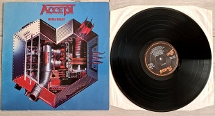 ACCEPT METAL HEART ( PORTRAIT PRT 26358 A1/B1 ) GERMANY COVER 1985 ENGL