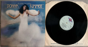 DONNA SUMMER ( produced by GIORGIO MORODER ) A LOVE TRILOGY ( GTO GTLP 010 A1/B1 ) 1976 ENGL