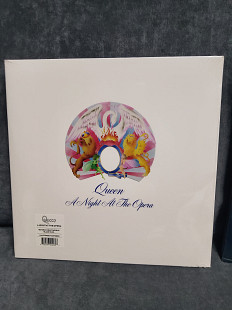 QUEEN A NIGHT AT THE OPERA