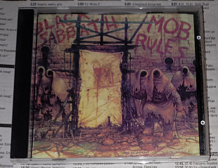 BLACK SABBATH - Mob Rules.