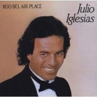Julio Iglesias – 1100 Bel Air Place vg++